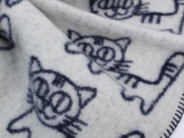 Дизайнерское одеяло шерстяное &quot;Cиние коты&quot;