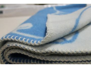 Дизайнерское шерстяное одеяло &quot;Машинки голубые&quot;